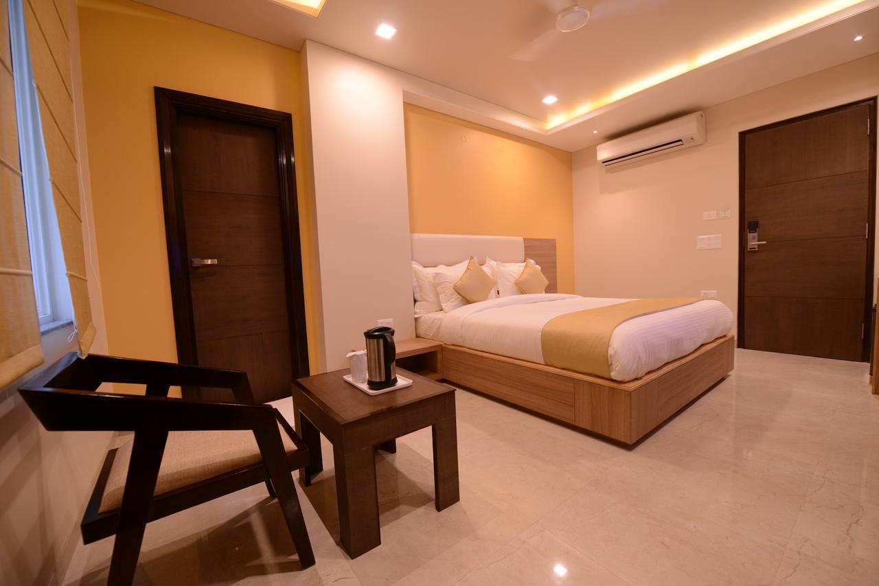 Hotel Silver Pride Джайпур Екстериор снимка